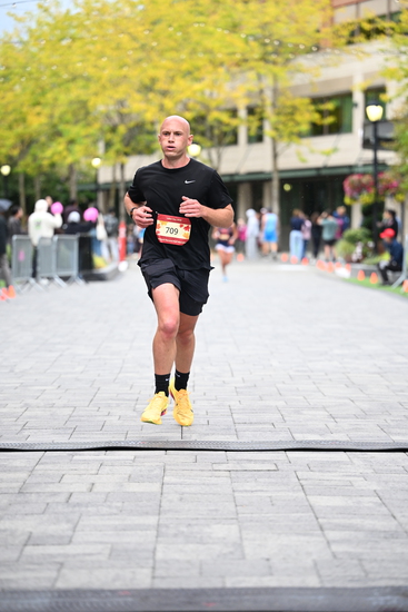 race_147339_335325_94e69033-73a8-47ae-a6a6-4f597e61fbb2.jpg