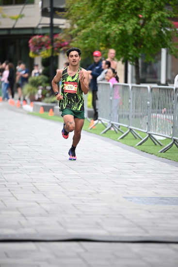 race_147339_335325_94ea547b-3450-4f5f-a3a5-2ed653d85543.jpg