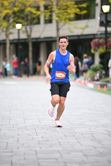 race_147339_335325_94f9d8ce-89f3-4396-834b-eaecf029fc56.jpg