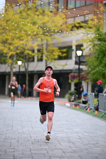 race_147339_335325_94fc0190-e7f1-4c78-a35a-a550ec7f27c9.jpg