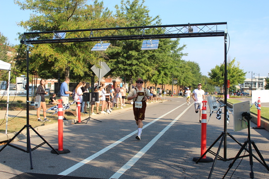 View 2025 MERCEDES OKTOBERFEST 5K PHOTOS (just4Running) in new tab