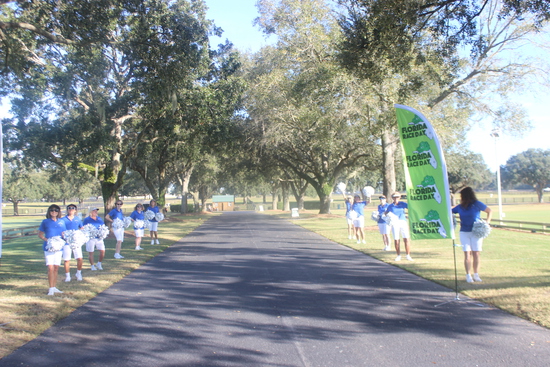 View Race Photos 2025 in new tab