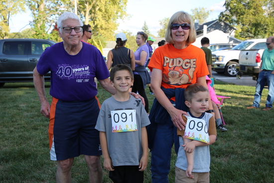View Pre-race candids in new tab