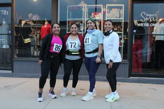 View Race Photos in new tab