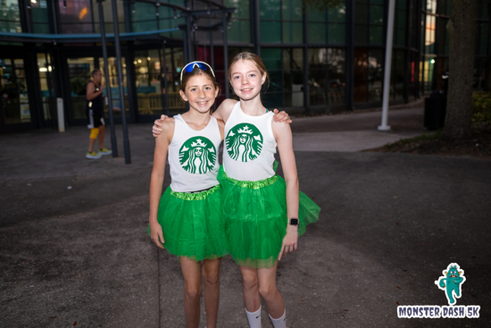 View Candid, Posed in new tab