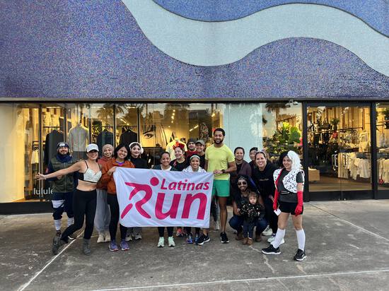 View 10/31 - Halloween/Alebrijes Run in new tab