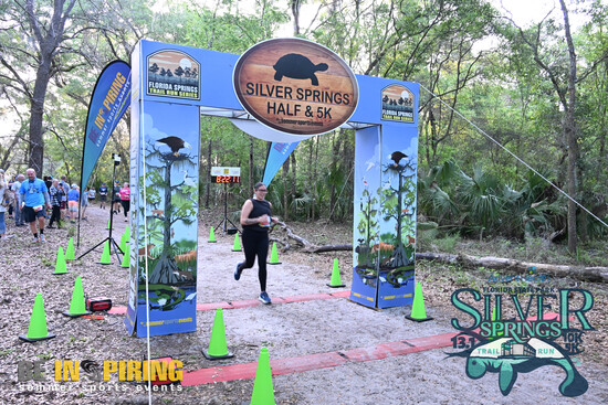 View Finish Line Photos Time of Day 9:30am - 11:30am in new tab