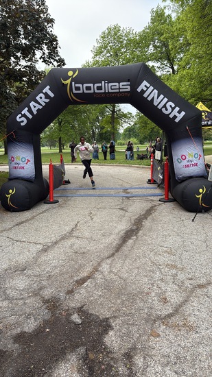 View Finish line in new tab