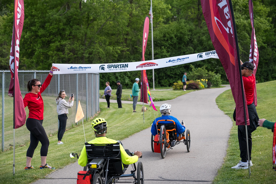 View Finish Line in new tab