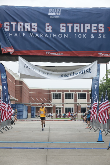 View 2026 Houston Stars and Stripes Half Marathon, 10K & 5K in new tab