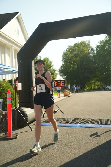 View Finish Line in new tab