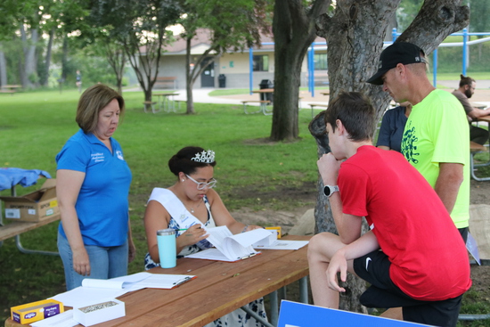 View 2025 Riverfest 1 Mile & 5k in new tab
