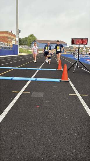 View Race Day Photos in new tab