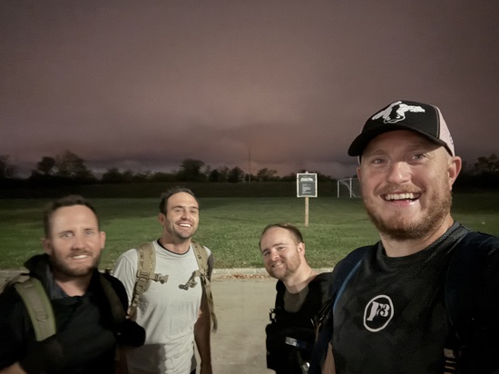 View photos in new tab