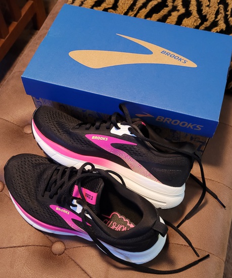 View photos in new tab