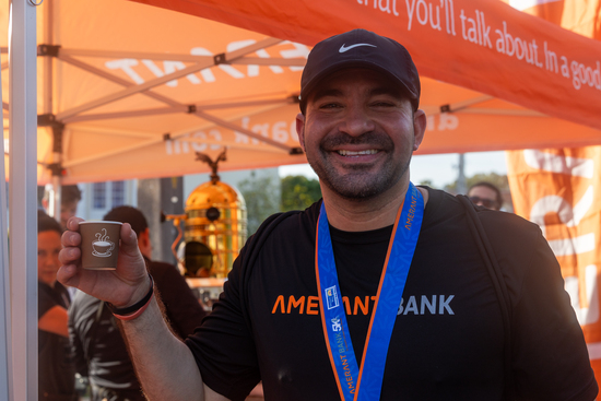 View Candids in new tab