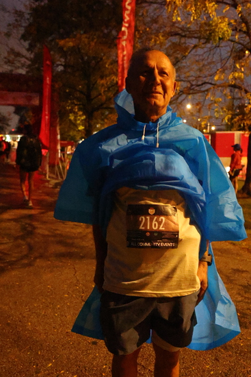 View Chicago Fall Classic Half Marathon, 10K & Hot Cider Hustle 5K in new tab