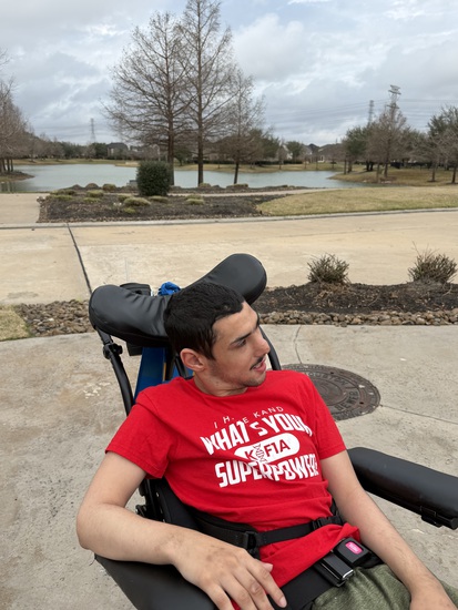 View photos in new tab