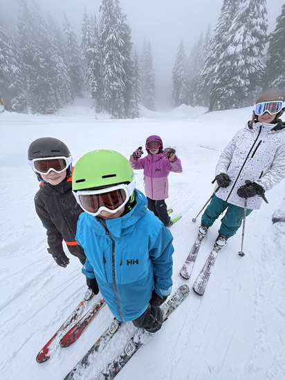 View photos in new tab