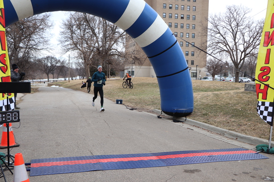 View Finish Line in new tab