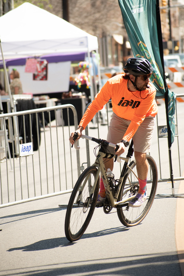 View Finish Line in new tab