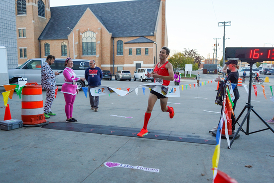 View Finish Line in new tab