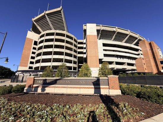 View photos in new tab