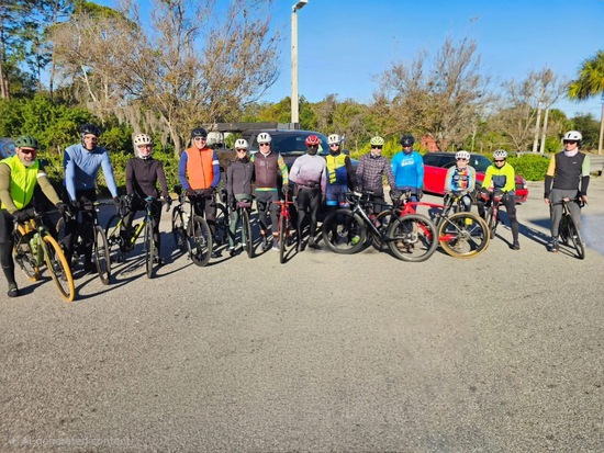 View photos in new tab