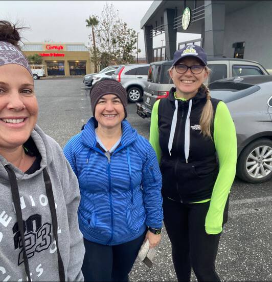 View photos in new tab