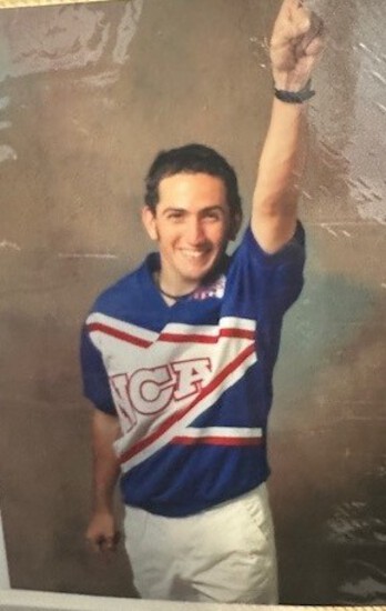 View photos in new tab