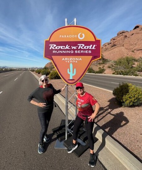 View photos in new tab