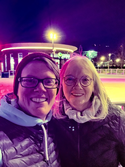 View photos in new tab