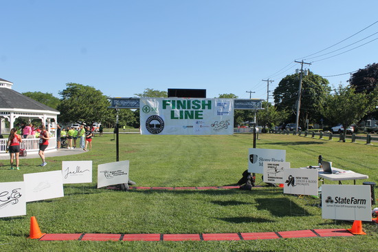 View Finish Line in new tab
