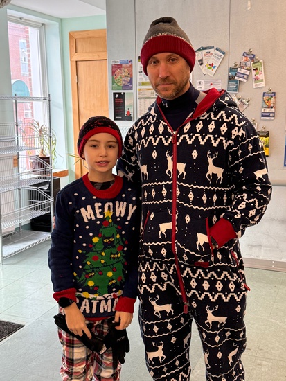 View Ugly Sweater Run 2024 in new tab