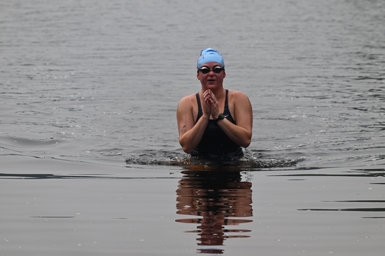 View 800m Swim Race Finish in new tab