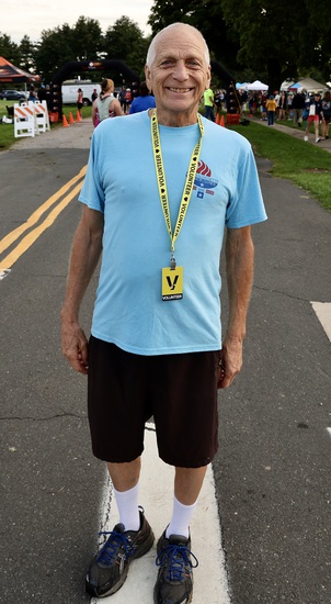 View Race Photos in new tab