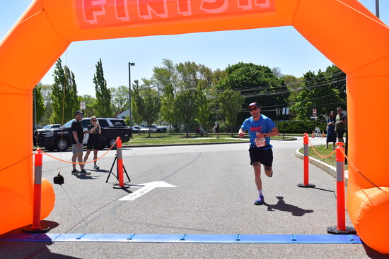 View Finish Line in new tab