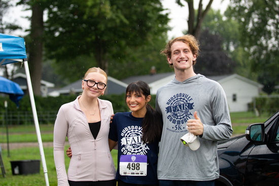 View Lauren Aprill Race-Day Photos! in new tab