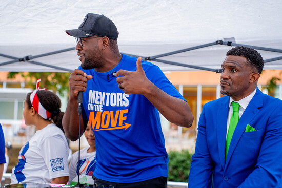 View Mentors on the Move - Jonathans Photography in new tab