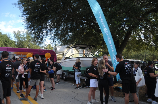 View Post Race in new tab