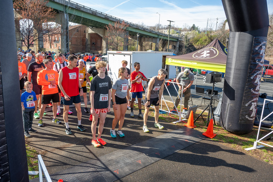 View Andrew Wilds Photography Race Start and Finish line in new tab
