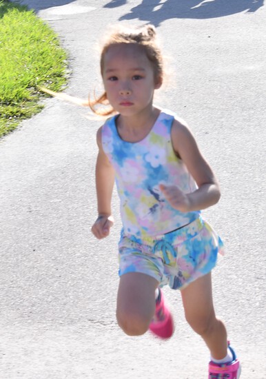 View Kids race in new tab