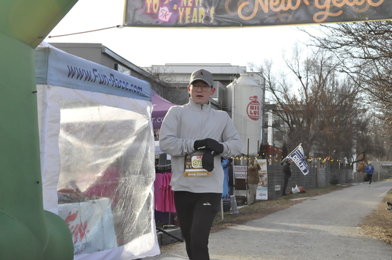 View Finish Line in new tab