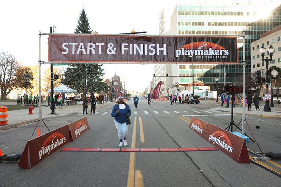 View Finish Line in new tab