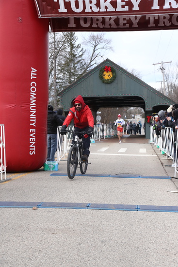 View Finish Line in new tab