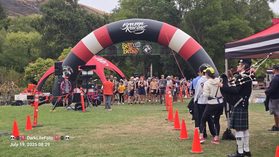 View Bad Bass 2025 - Finish /Start Line - JLL - Streaker150 in new tab