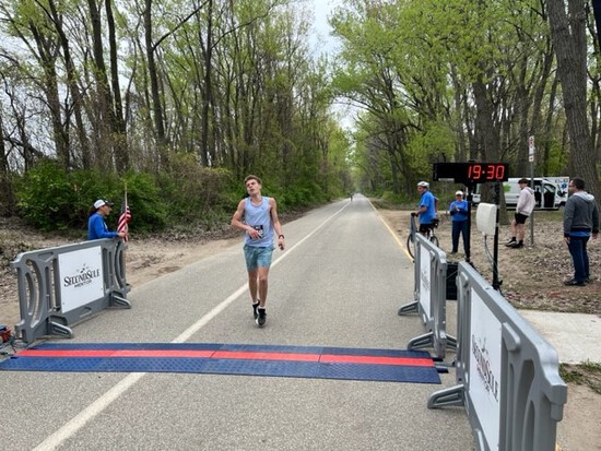 View Finish Line in new tab