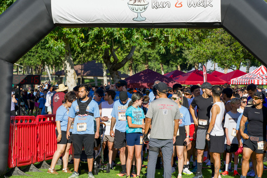 View Start Line photos in new tab