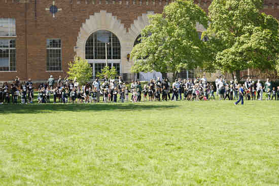 View Kids in new tab