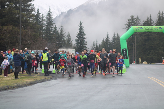 View Race Photos in new tab